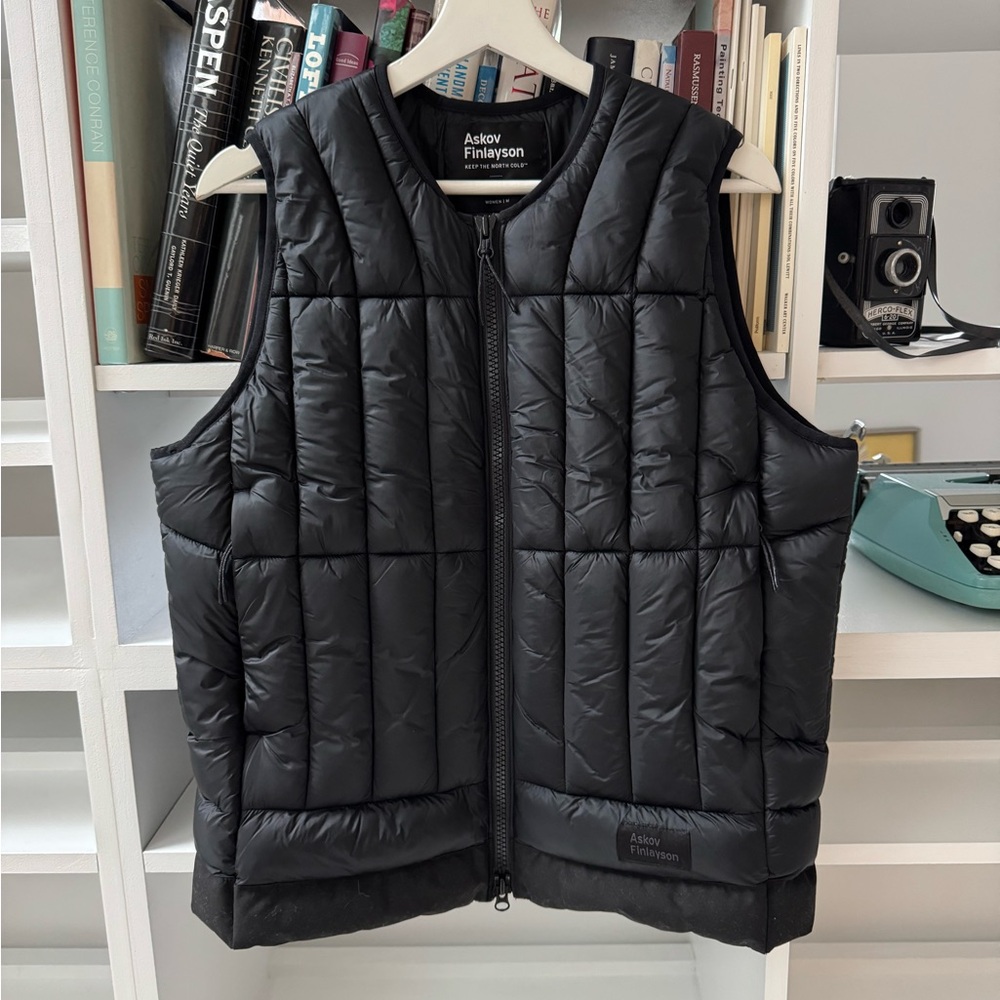 NWOT Askov Finlayson Preservation Vest, Size Medium